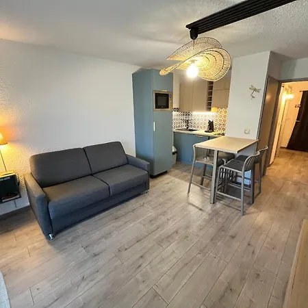 Rénové Avec Balcon, Parking Privé, Proche Des Pistes - 4 Pers - Fr-1-737-103 *